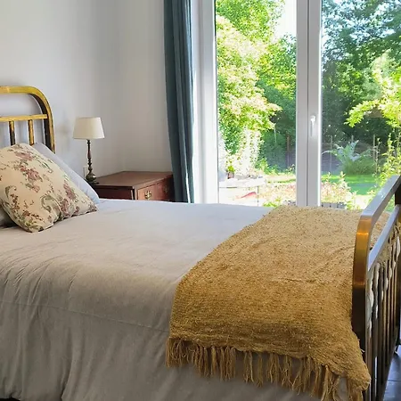 Habitación en casa particular Warm, Charming Vintage-style By Mariem *